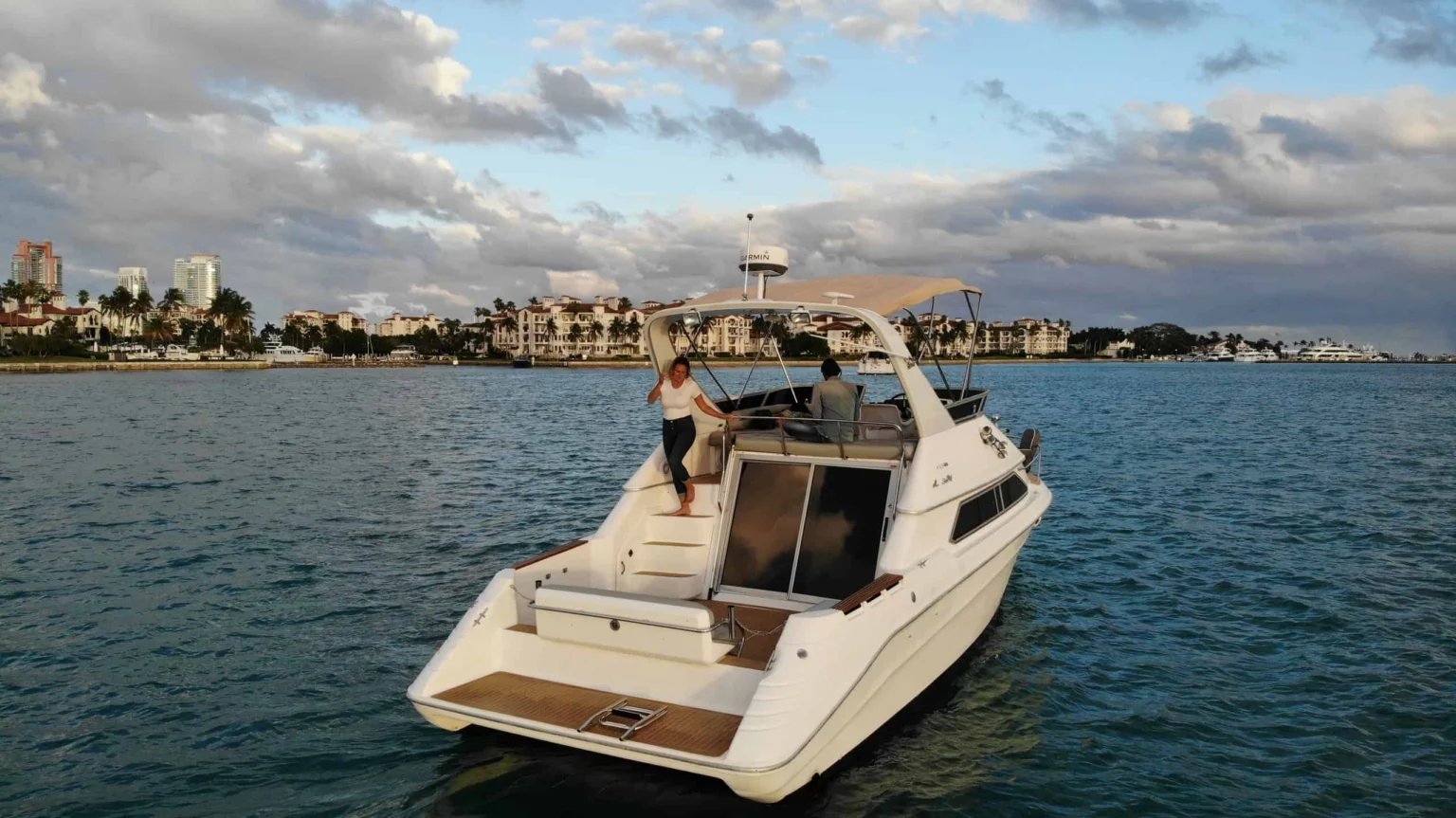 MamaSeata, part of the Aqua Party Boat fleet