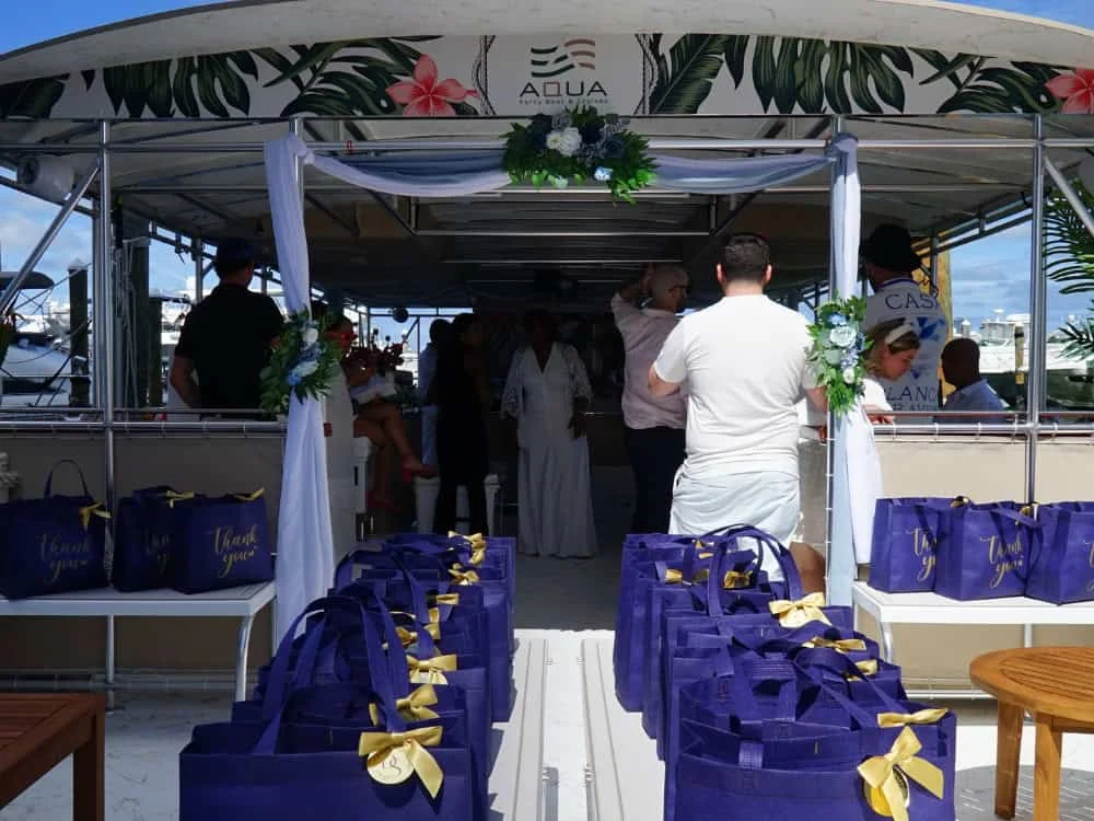 Real wedding aboard Aqua Party Boat